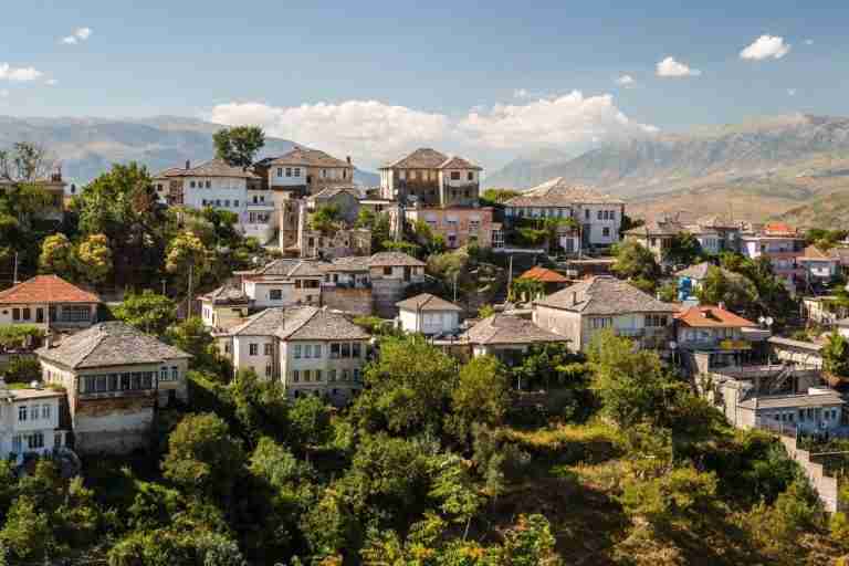 ciudades menos conocidas Gjirokaster